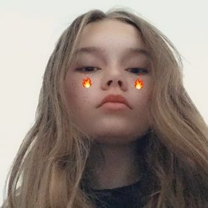 Meet your Posher, Selene